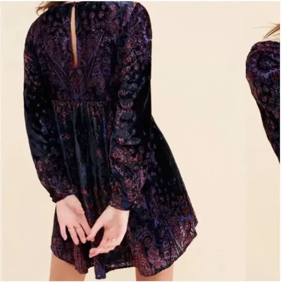FREE PEOPLE Mirror Mirror Velvet Mini Dress in Purple Sz S - Picture 5 of 5